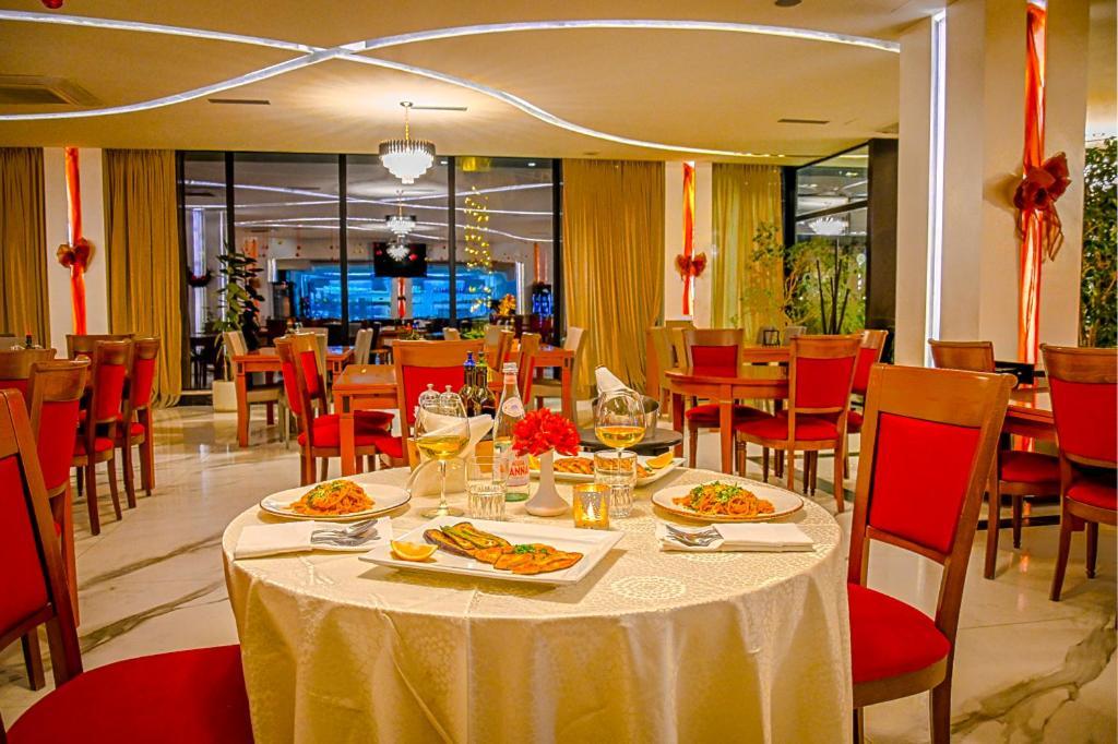 דורס Hotel Vivas מראה חיצוני תמונה
