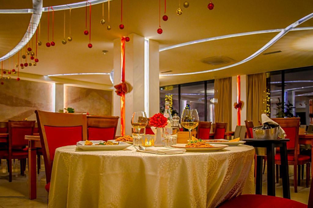 דורס Hotel Vivas מראה חיצוני תמונה